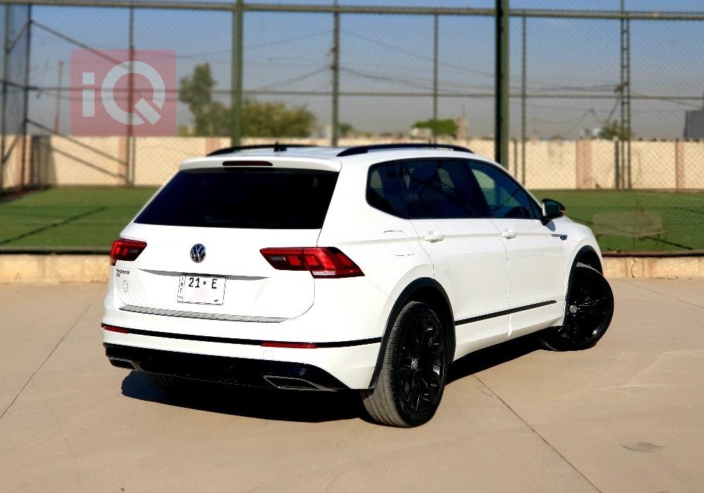 https://cdn.iqcars.io3098ea1e-3c44-4d68-ace2-ae243e1e406f_3.jpg
